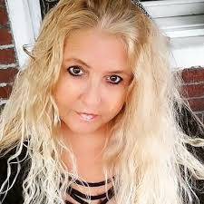 Angel Rae (@AngelRae73)