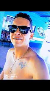 Videos de Esteban Carpio (@esteban.carpio05) con «Hay Algo En Ella