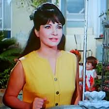 وكررت بوسي شلبي تصريحاتها، خلال لقاء صحافي، مؤكدة تمسكها برأيها في أن يسرا هي الرقم 1″، وأنها كانت هذه تفاصيل خبر صورة قديمة لـ بوسي شلبي قبل التجميل. Ø¨ÙˆØ³ÙŠ Ø´Ù„Ø¨ÙŠ ØªÙƒØ´Ù Ù…Ø±Ø¶ Ø´Ø§Ø¯ÙŠØ© ÙˆØªØ¯Ø¹Ùˆ Ù„Ù‡Ø§ Ø¨Ø§Ù„Ø´ÙØ§Ø¡ Ù…Ø¬Ù„Ø© Ù‡ÙŠ