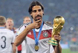 Read biography of model federica nargi and angela lindvall. Sami Khedira Causes A Splash With His Girlfriend Lena Gercke As World Cup Star Relaxes On Holiday Daily Mail Online