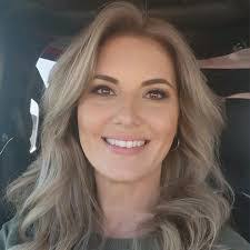 Nicole Nemec's Instagram, Twitter & Facebook