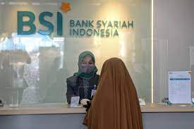 7 tahun 1992 tentang perbankan sebagaimana diubah dengan uu nomor 10 tahun 1998, bank adalah badan usaha yang menghimpun dana dari. Bsi Kelola Rp 20 34 Triliun Dana Haji Republika Online