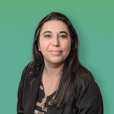 Debbie Dry's Instagram, Twitter & Facebook