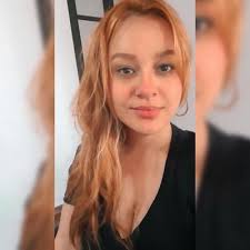 Agatha Castro (@agathabcastro)