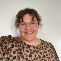 Taylor Kraus's Instagram, Twitter & Facebook