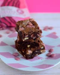 Ruby Chocolate Brownies Baking Bites Chocolate Chip Brownies How Sweet Eats Chocolate Maker