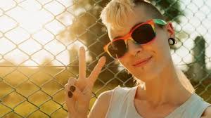 Fluidez de gênero: como identidade pode mudar de um dia para o outro para  algumas pessoas