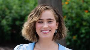 Who is White Lotus star Haley Lu Richardson?