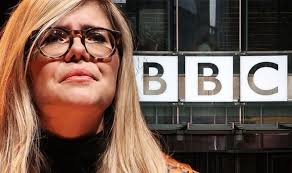 Louise fischer iz radio postaje radio4 bila je na zadatku na kojem je izvještavala o ponovnom otvaranju kluba nedaleko od kopenhagena nakon ublažavanja preventivnih mjera. Bbc Backlash 100 Public Figures Sign Letter Against Strikingly Hostile Radio4 Interview Aydintepemedya Com