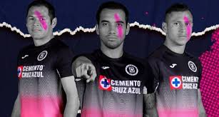 Esta es la nueva playera del cruz azul, el nueve veces campeón. Cruz Azul Presenta Su Nueva Playera Rosa Todos Los Detalles Del Jersey Especial Vamos Cruz Azul
