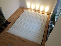 Das Schlafzimmer Hinter Der Geheimtur Podestbett Podestbett Bettpodest Alkovenbett