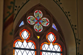 fenster der laurentiuskirche in nentershausen mussen restauriert werden ww kurier de