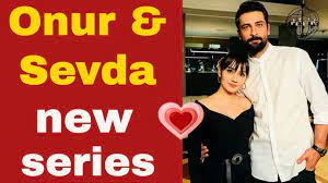Ortaokul ve lise yıllarında tiyatro oyunlarında yer almaya başladı. Onur Tuna And Sevda Erginci In The New Series Turkish Series Teammy