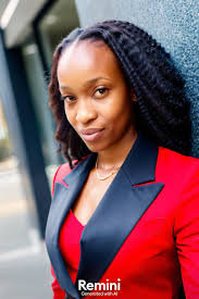 Diana Sampson (@diana.sampson.127)