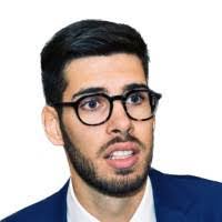 Aaron Martinelli's Instagram, Twitter & Facebook