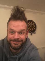 Friday mixed drawn 4's organised by Phil .... fabulous prizes donated by an  anonymous sponsor..... celebrations to celebrate Neil's milestone  Birthday!A great afternoon, indeed!