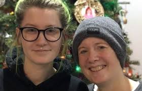 A daughter gives her mom the gift of 'renewed time' by donating part of her  liver in a rare transplant at UW