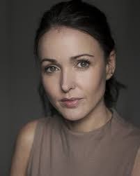 Leila Hope's Instagram, Twitter & Facebook