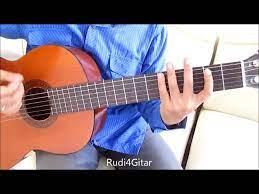 Lagu yang dirilis pada 1993 ini menjadi salah satu singel iwan fals dari albumnya berjudul ethiopia. Belajar Gitar Iwan Fals Bento Bagian 1 Intro Cara 1 Youtube