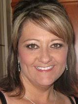 Linda Lamothe's Instagram, Twitter & Facebook