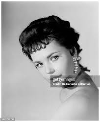 1,309 Zoe Miller Photos & High Res Pictures