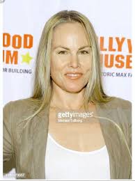 Christy Oldham's Instagram, Twitter & Facebook