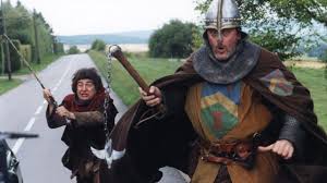 Après les visiteurs 2, vous avez pu apercevoir christian pereira dans le rôle du professeur sorbier dans le diner de cons. Les Visiteurs 2 Sur Tmc Gerard Depardieu Aurait Pu Jouer Dans Cette Suite Cineseries