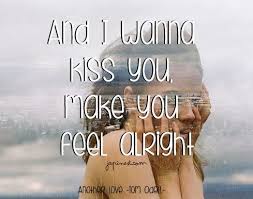 I Don T Wanna Be Your Friend I Wanna Kiss Your Lips The 1975 Japinest Quotes Frases Musicales