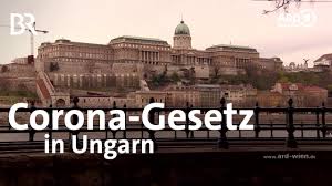 Es richte sich gegen keine minderheit und solle solle minderjährige vor pädophilen schützen, sagte er. Corona Gesetz In Ungarn Victor Orban Stellt Die Demokratie Unter Quarantane Das Erste Youtube