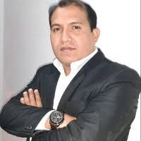 80+ perfiles de «Alex Llontop»