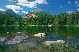 En eslovaquia confluyen todos los paisajes y culturas que se encuentran a lo largo y ancho de la europa central; Parques Nacionales De Eslovaquia Eslovaquia News