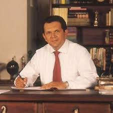 Ramiro Navia Diaz (@DrRamiroNavia)