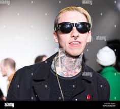 Guest and maxwell hi-res stock photography and images