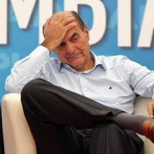 Lo annuncia un comunicato del partito spiegando che sarà il segretario bersani a lanciare la manifestazione alla festa nazionale del pd (dal 28 agosto a torino). L Affondo Di Bersani Renzi Vuol Costruire Un Partito Centrista La Repubblica