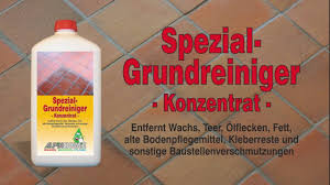 Doch fliesen komplett auszutauschen, ist nicht nur aufwändig, sondern auch sehr kostspielig. Spezial Grundreiniger Anwendung Z B Alte Wachsschichten Von Terracotta Fliesen Reinigen Youtube