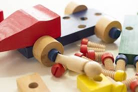 Buscas cuentos de juguetes cortos que diviertan, enseñen y enamoren?. Imagenes De Juegos Y Juguetes De Antes Y De Antes Cuentame Su Historia Juegos Y Juguetes De Antes Ver Mas Ideas Sobre Juguetes De Antes Juguetes Juguetes Antiguos Tatum Flannagan