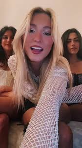 Rosie Decesare (@rosie_decesare)