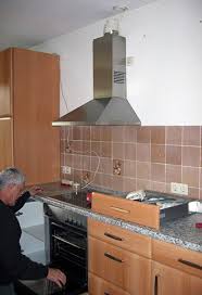 Küche aufbauen von anfang bis ende küchenmontage mit elektro u. Kuchen Demontage Und Montage Hausmann Umzuge Koln Pulheim