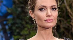 Check spelling or type a new query. Angelina Jolie Wird 40 Dinge Die Wenige Uber Sie Wissen