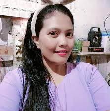 What's this? Came everywhere and I didn't plant it.