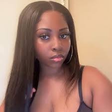 Liliana Bolanos's Instagram, Twitter & Facebook