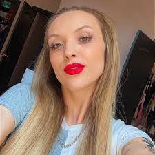 Destiny Vickers's Instagram, Twitter & Facebook