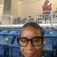 Vicki Ragland's Instagram, Twitter & Facebook