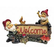 Garden gnomes have long ranked among the top of most people's list when it comes to outdoor decor. Design Toscano Garden Gnomes Welcome Statue Reviews Wayfair