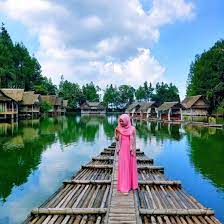 Arung jeram sungai progo merupakan salah satu tempat favorit bagi wisatawan maupun penggiat arung jeram di indonesia. 7 Destinasi Pelancongan Sejuk Di Indonesia Yang Wajib Dilawati Iluminasi