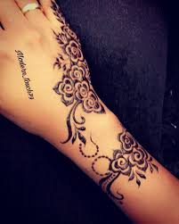 Modern Touch79 Modern Hennaart Dammam Khobar Hennatattoo Jeddah نقش حناء تاتو تاتو عربي تاتو مؤقت نقش عصري اختيارك Hand Tattoos Hand Henna Tattoos