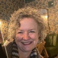 Julie Tallent's Instagram, Twitter & Facebook