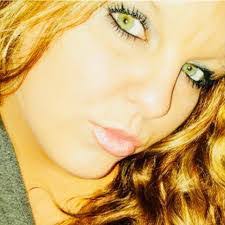 Toya Grant's Instagram, Twitter & Facebook