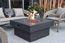 Branford Fire Table In 2020 Propane Fire Pit Table Fire Table Fire Pit Table
