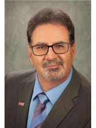 Bruce Macpherson's Instagram, Twitter & Facebook